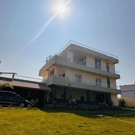 Pn Farm Villa Haïdarabad Extérieur photo